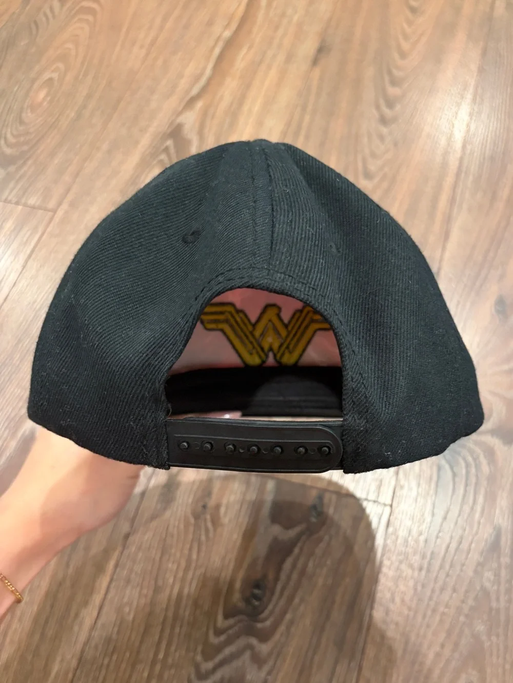 Six Flags Wonder Woman Lightning Snapback Hat
